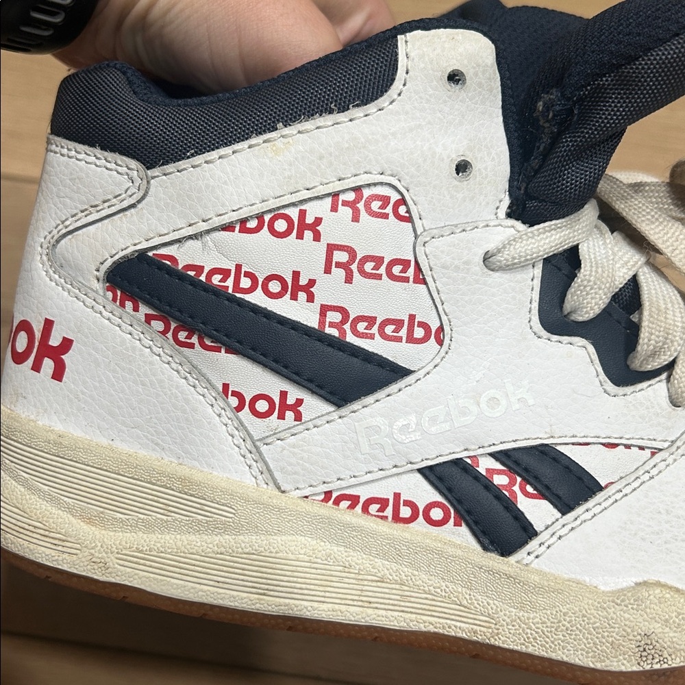 Retro Reebok Mids Size 6 - Picture 13 of 14